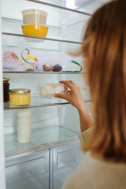 How to Keep a Tidy Fridge and Pantry for Better Organization